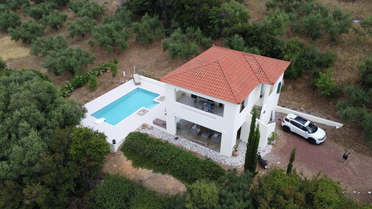 Kyparissia De Wandelboom Villa Vrises  Exterior photo